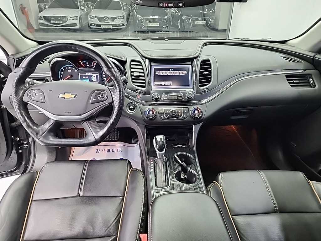 Chevrolet Impala - Vista 7