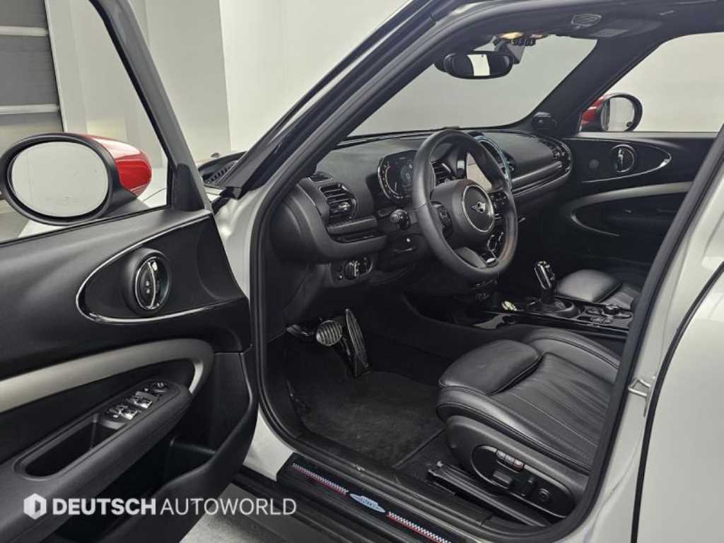 Mini Clubman - Vista 11