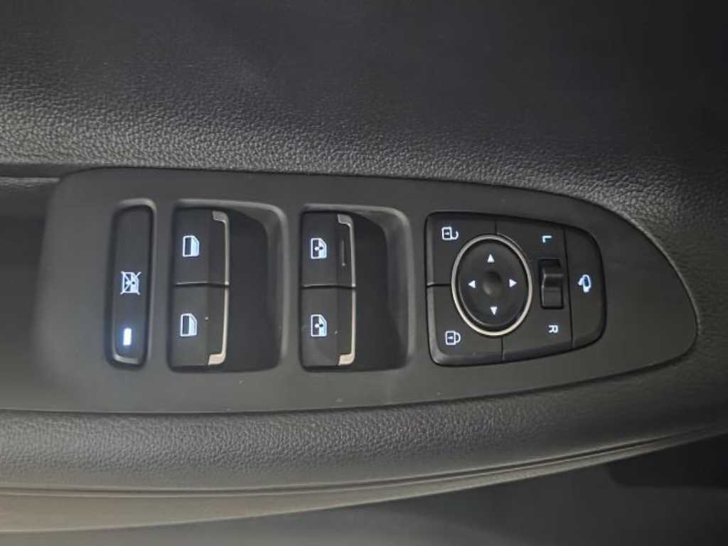 HYUNDAI Grandeur - Vista 12