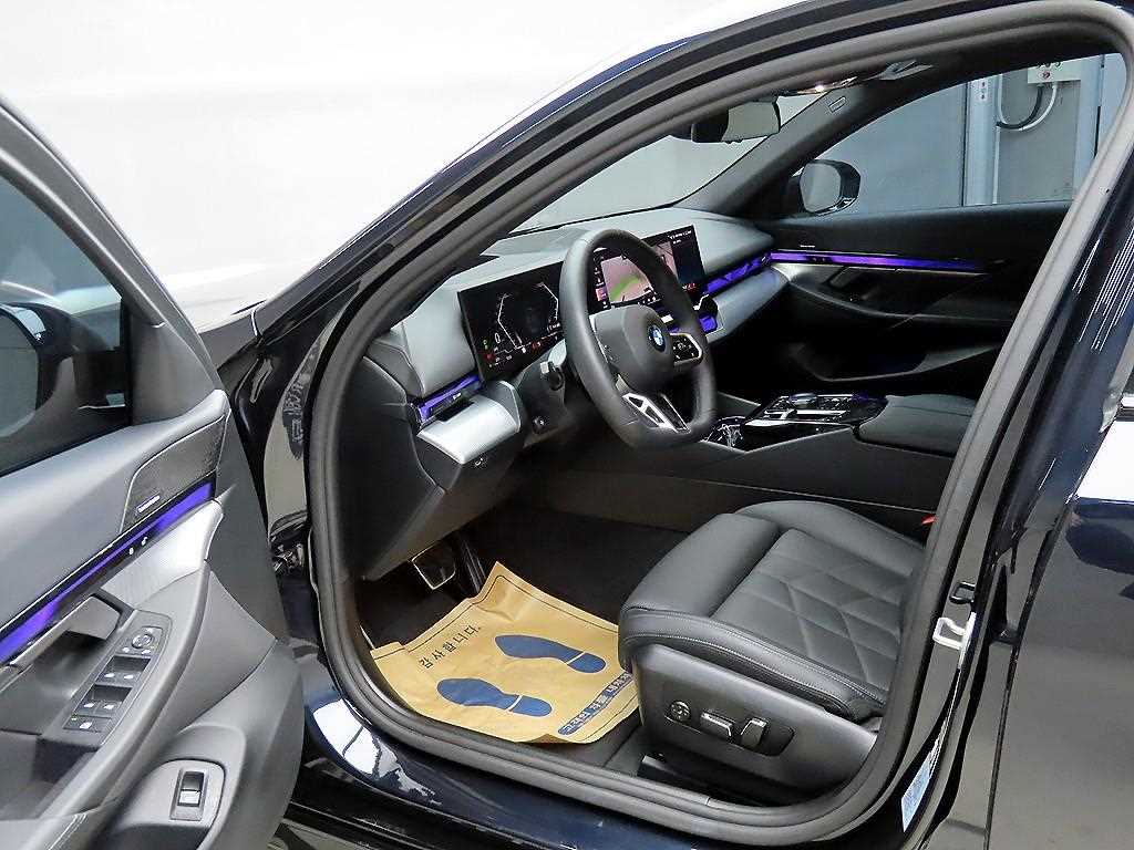 BMW 5 Series - Vista 5