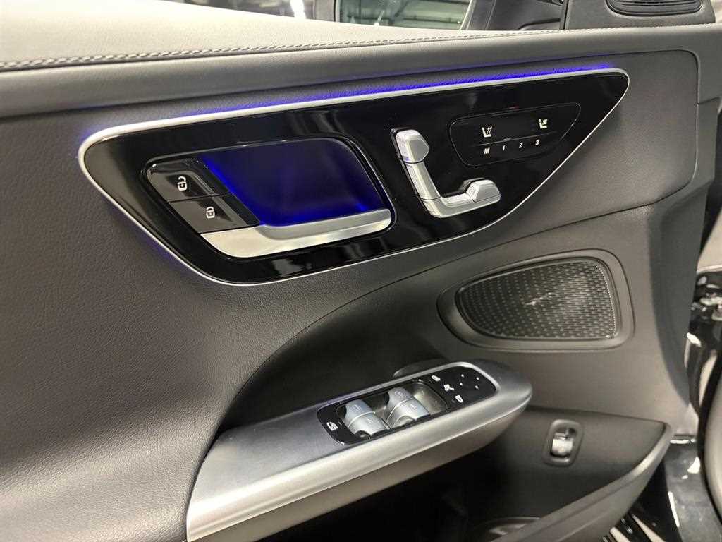 Mercedes Benz C Class - Vista 9