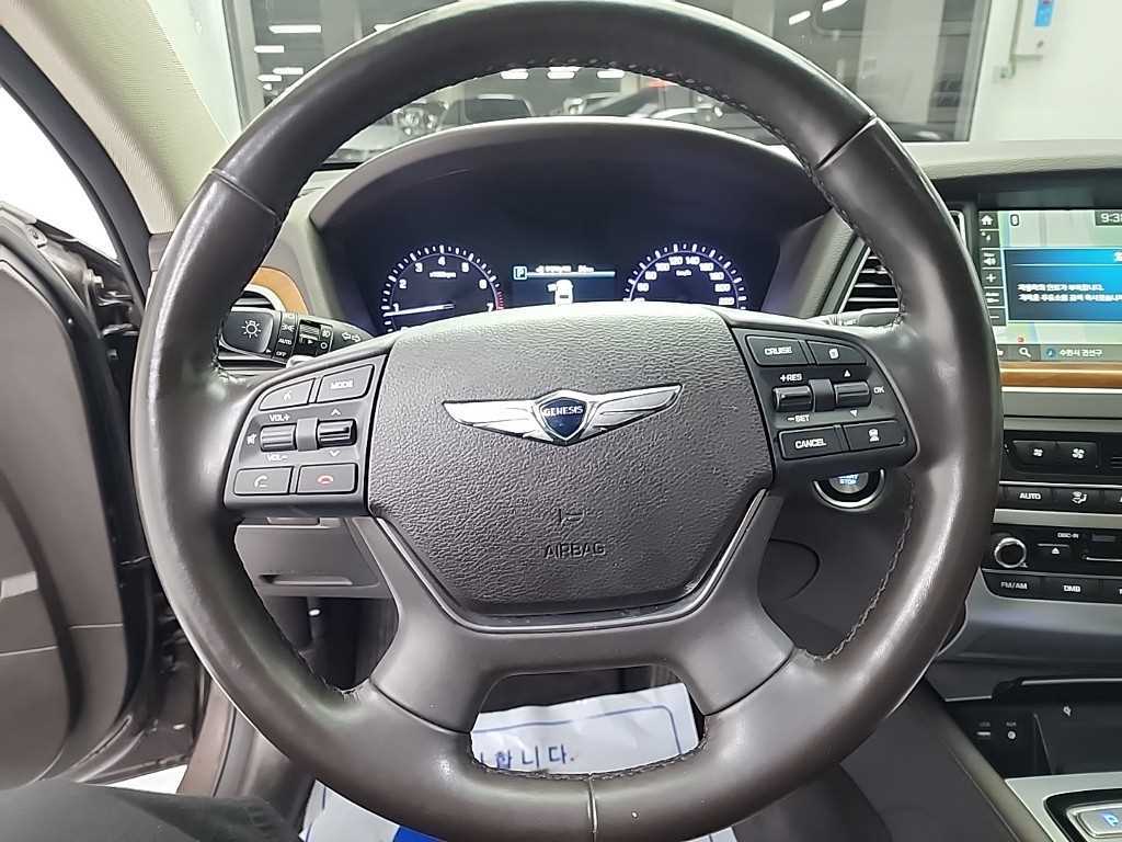 Genesis G80 - Vista 9