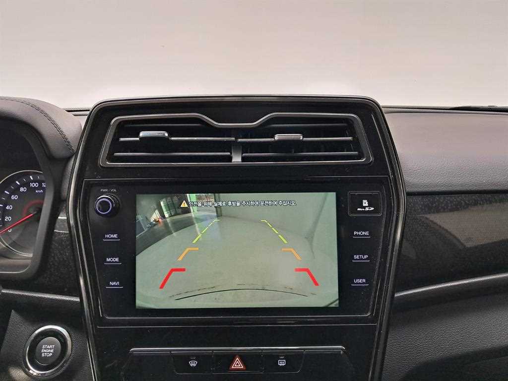 Ssangyong Tivoli - Vista 10