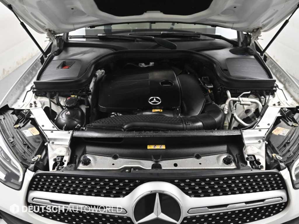 Mercedes Benz GLC Class - Vista 6