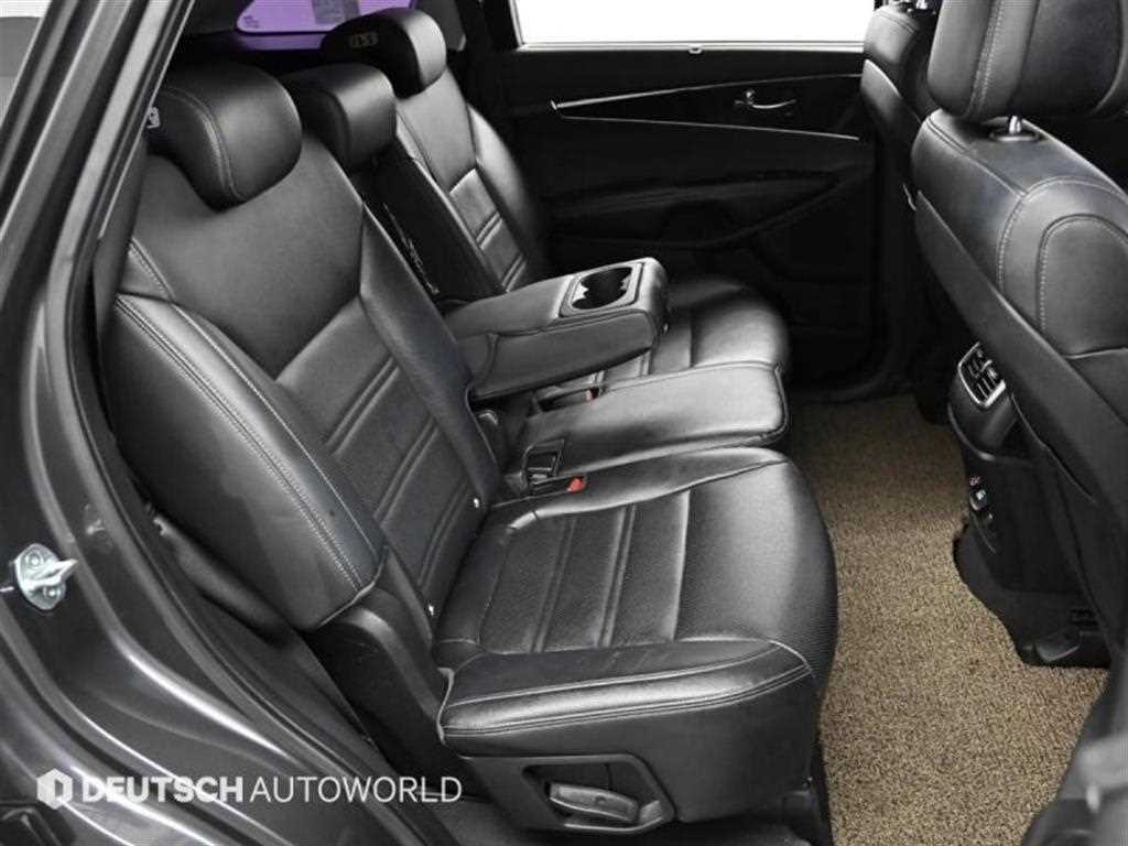 KIA Sorento - Vista 12