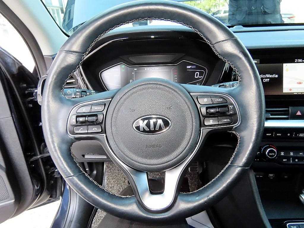 KIA Niro - Vista 8
