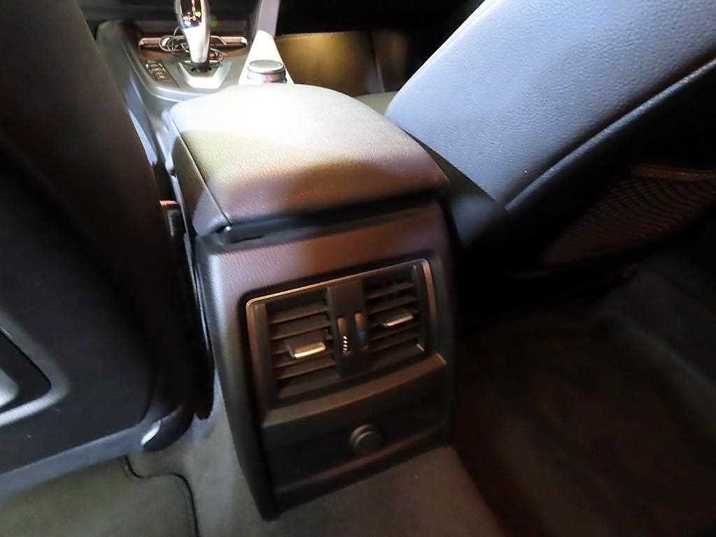 BMW Gran Turismo 2020 Blanco - Importación desde Corea - HF Imports Iquique - Foto 15