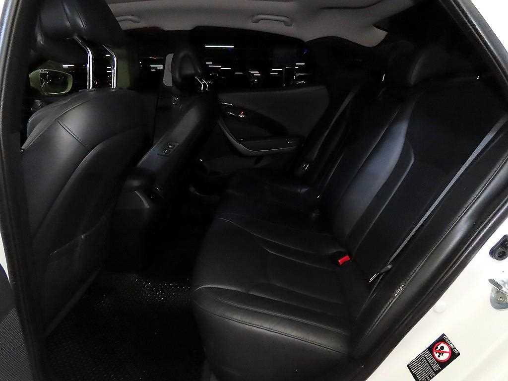 HYUNDAI Grandeur - Vista 7