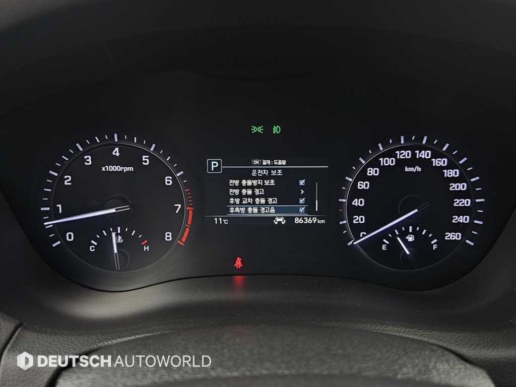 Genesis G80 - Vista 8