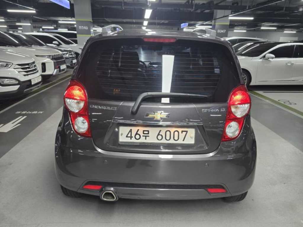 Chevrolet Spark - Vista 5