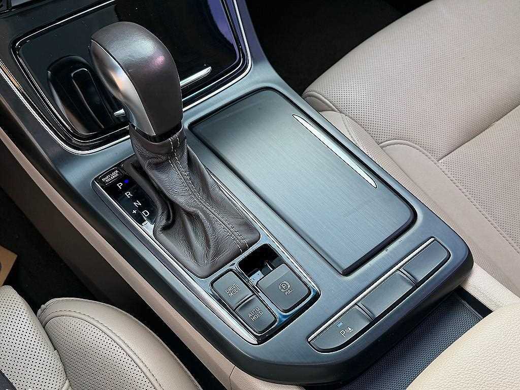 HYUNDAI Grandeur - Vista 11