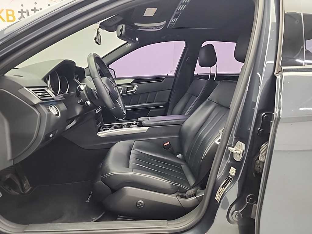 Mercedes Benz E class - Vista 11