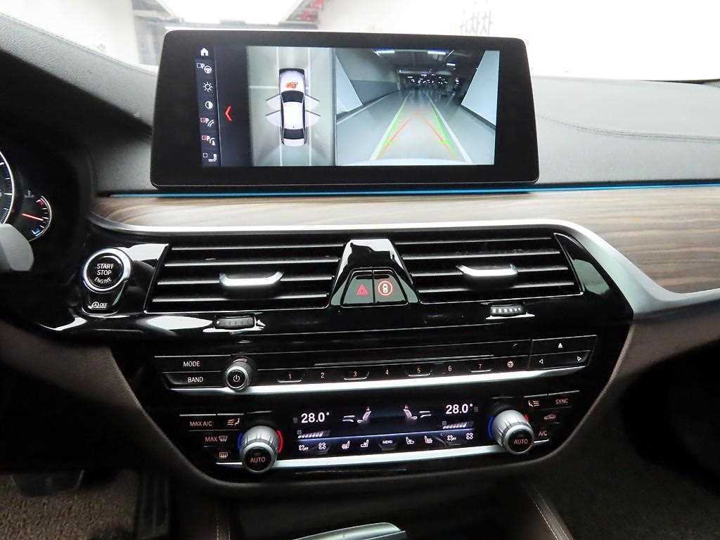 BMW 5 Series - Vista 9