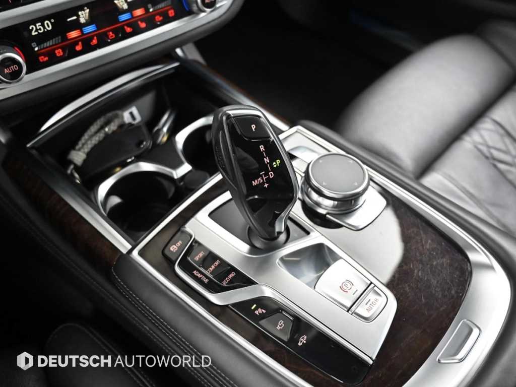 BMW 7 Series - Vista 9