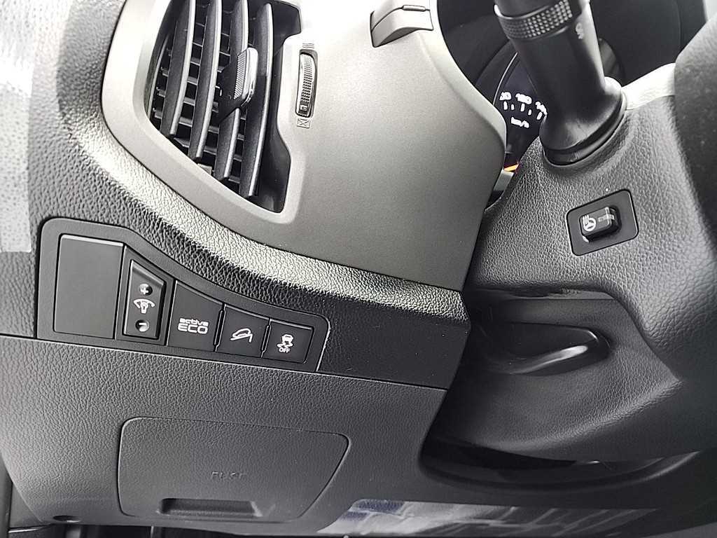 KIA Sportage 2012 Blanco - Importación desde Corea - HF Imports Iquique - Foto 16