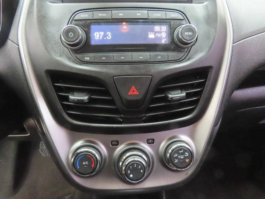 Chevrolet Spark - Vista 12