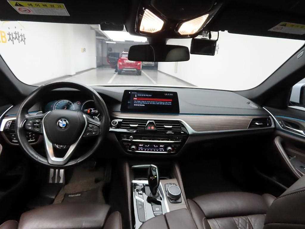 BMW 5 Series - Vista 6