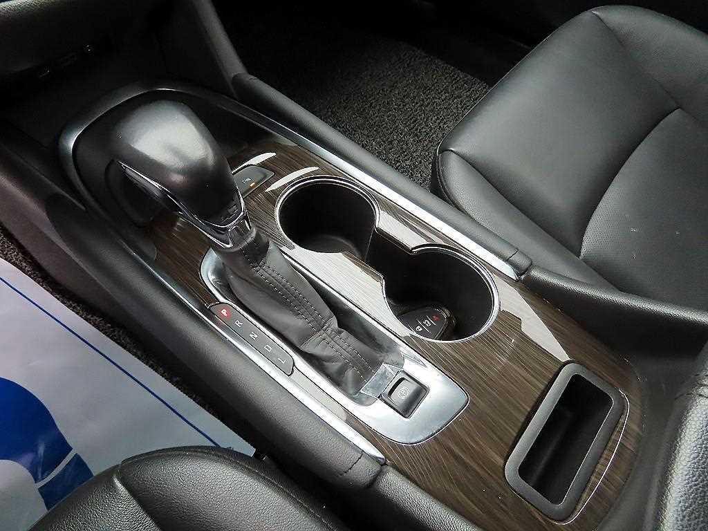 Chevrolet Malibu - Vista 10