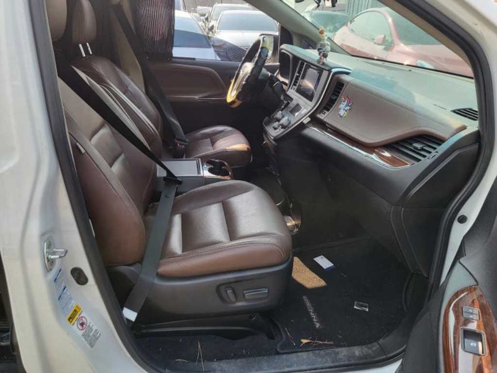 Toyota Siena 2017 Blanco - Importación desde Corea - HF Imports Iquique - Foto 13