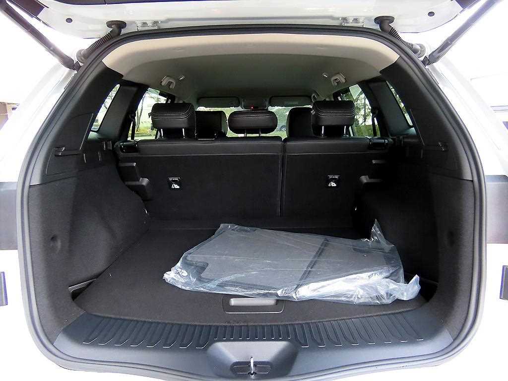 SAMSUNG QM6 2021 Blanco - Importación desde Corea - HF Imports Iquique - Foto 17