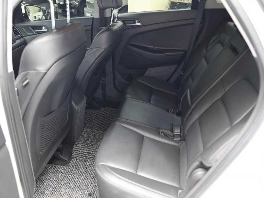 HYUNDAI Tucson 2018 Blanco - Importación desde Corea - HF Imports Iquique - Foto 14