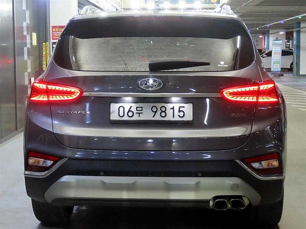 HYUNDAI Santa Fe - Vista 5