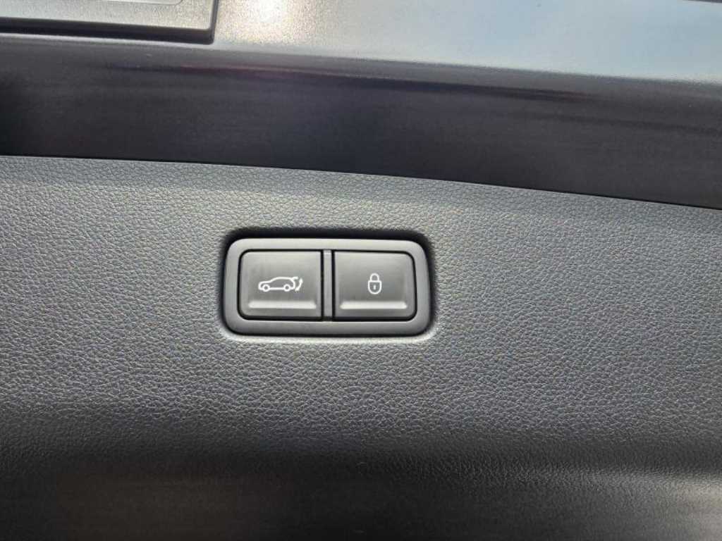 Genesis GV70 - Vista 11