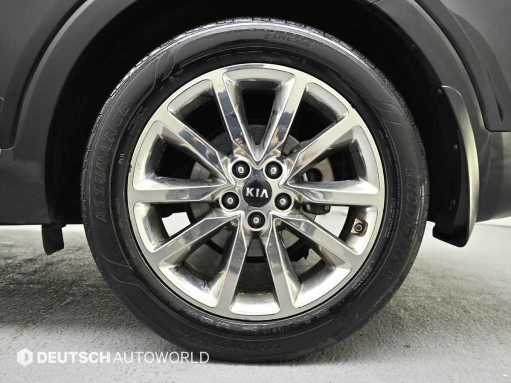 KIA Sorento - Vista 5