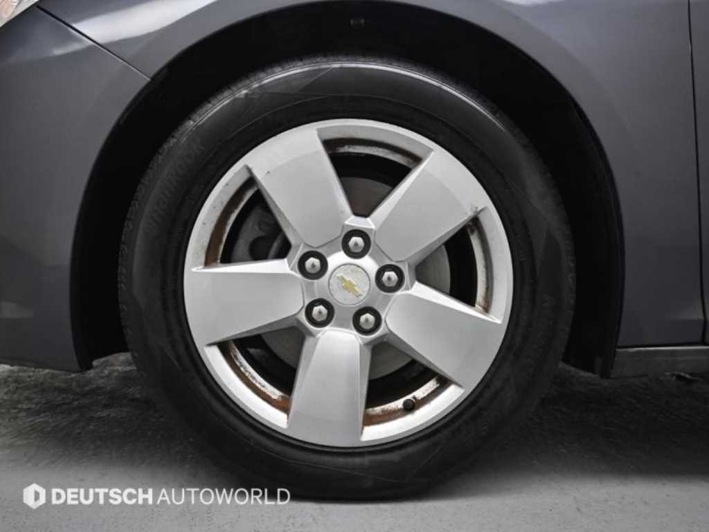 Chevrolet Malibu - Vista 5