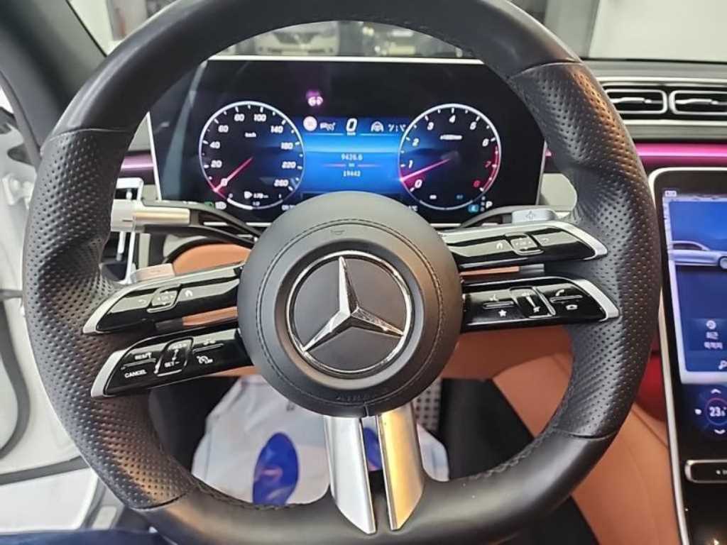 Mercedes Benz S Class - Vista 9