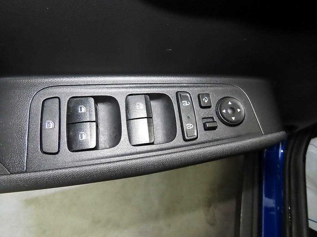 HYUNDAI Casper - Vista 12