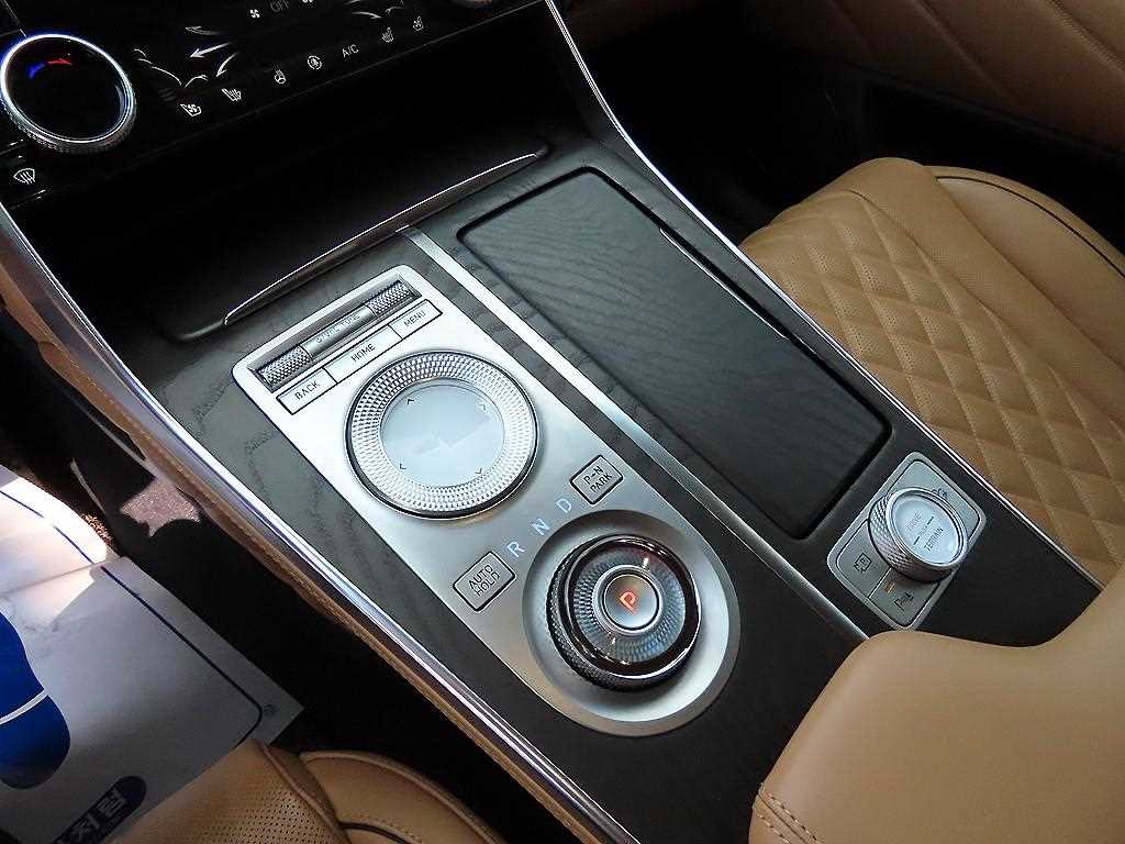 Genesis GV80 - Vista 11