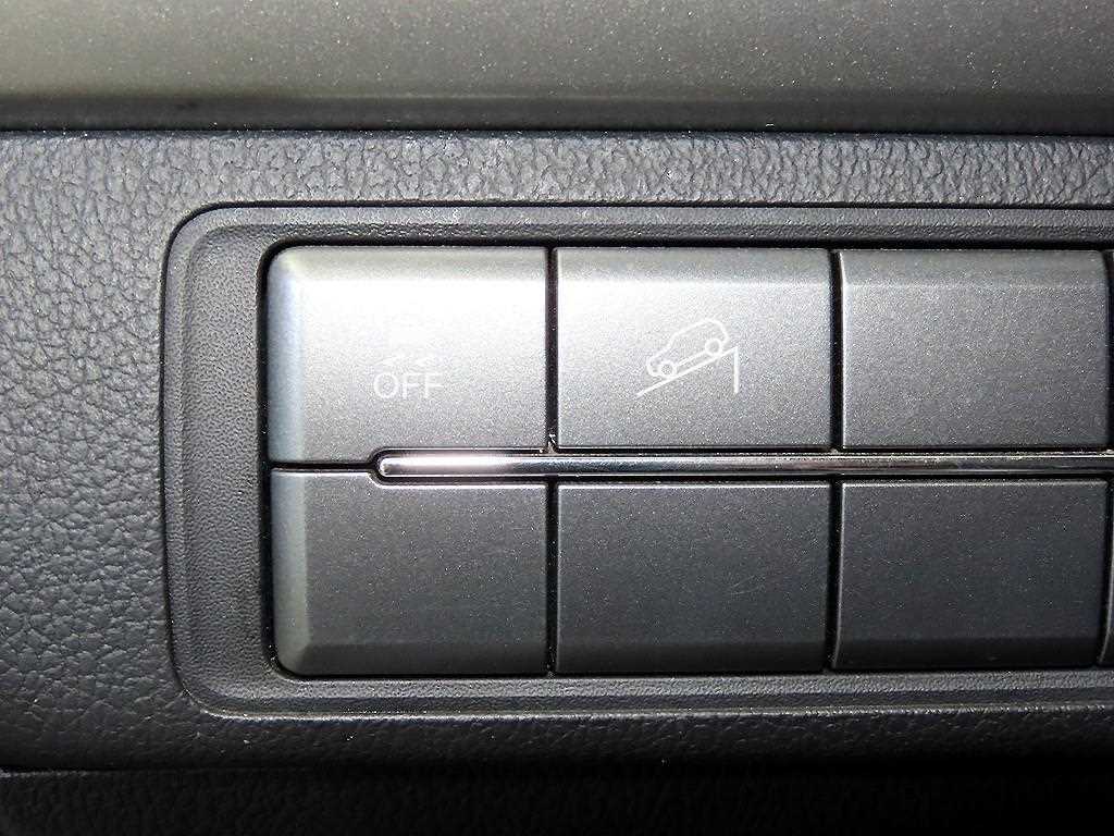 Ssangyong Rexton 2019 Gris - Importación desde Corea - HF Imports Iquique - Foto 15