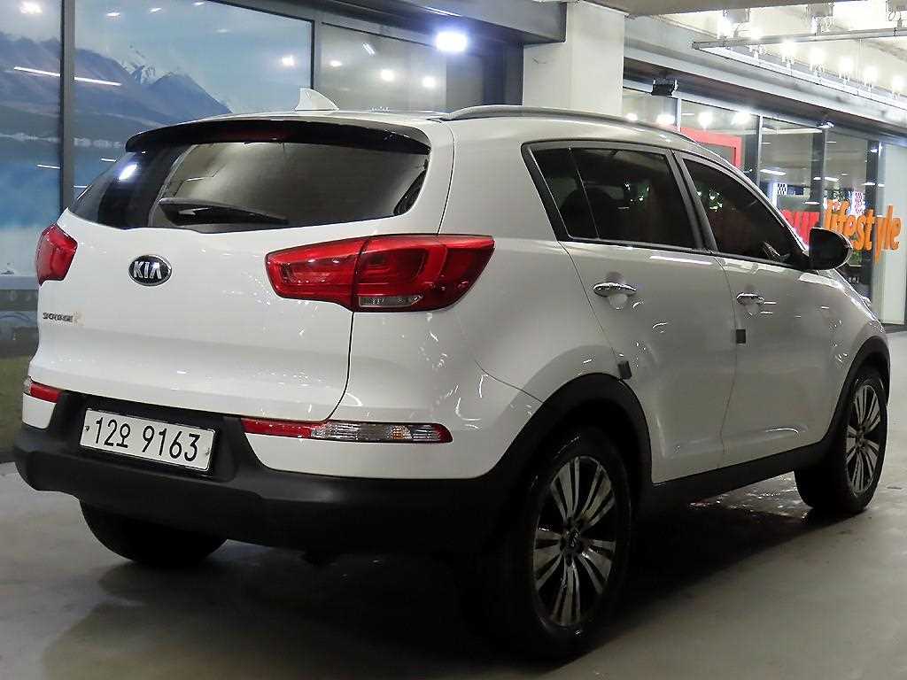 KIA Sportage - Vista 4