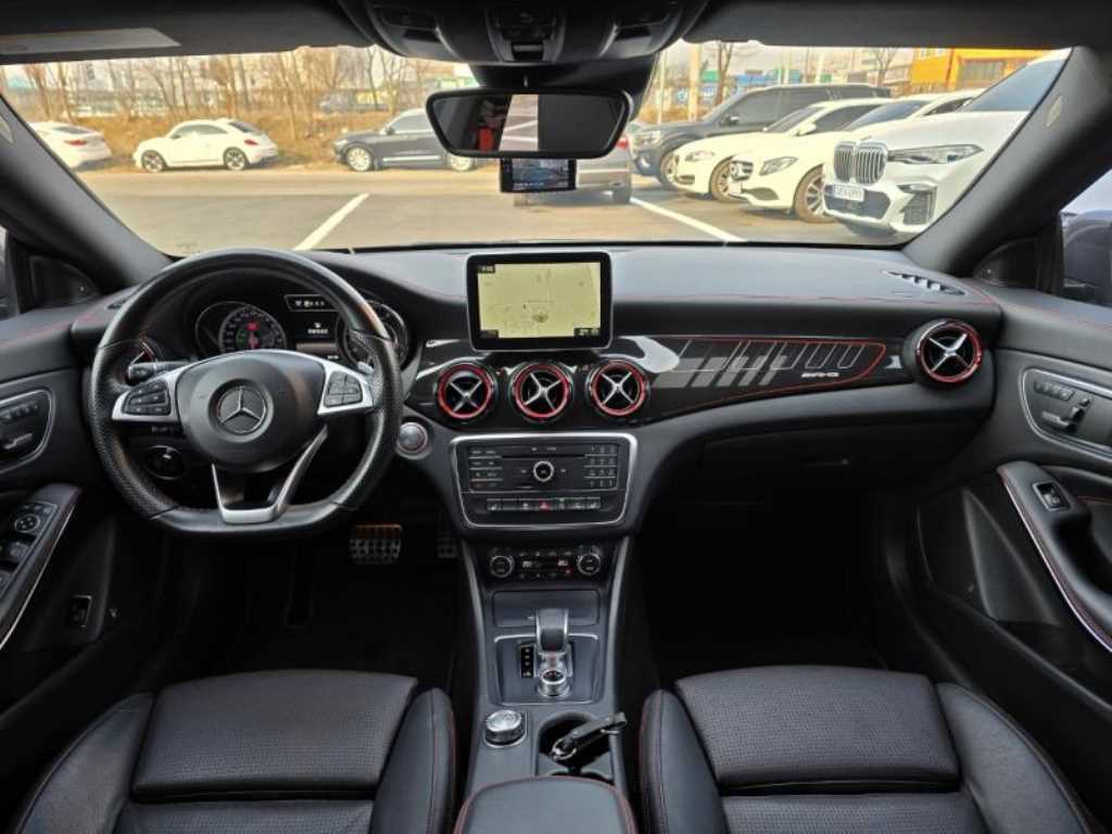 Mercedes Benz CLA Class - Vista 12