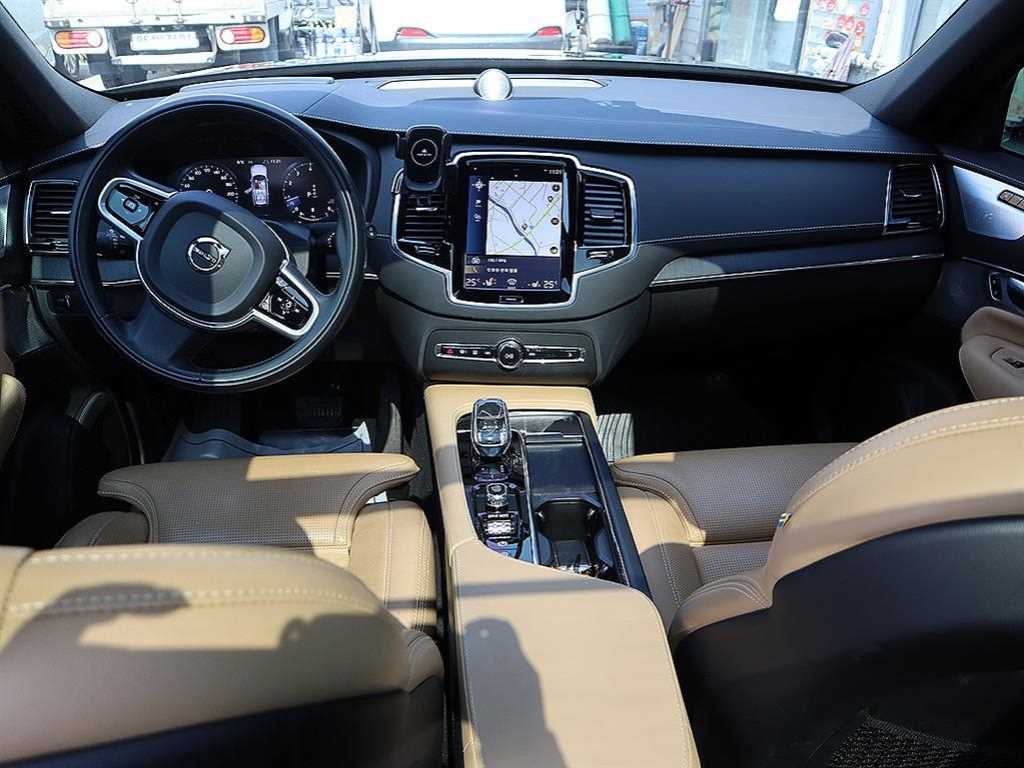 Volvo XC90 2021 Negro - Importación desde Corea - HF Imports Iquique - Foto 17