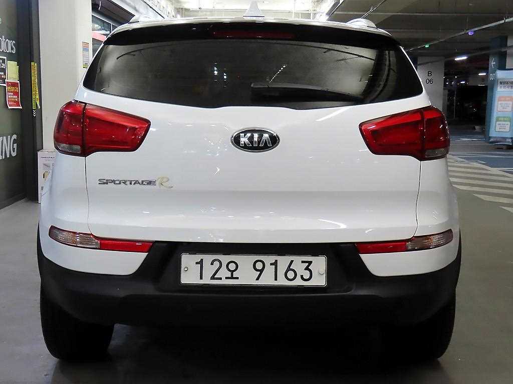 KIA Sportage - Vista 5