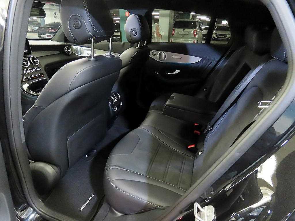 Mercedes Benz GLC Class - Vista 7