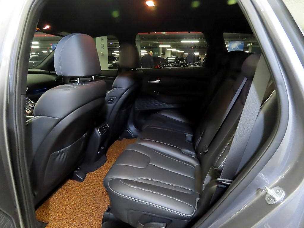 HYUNDAI Santa Fe - Vista 7