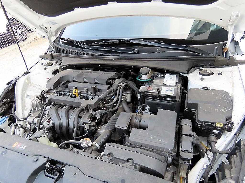 HYUNDAI Avante 2021 Blanco - Importación desde Corea - HF Imports Iquique - Foto 17