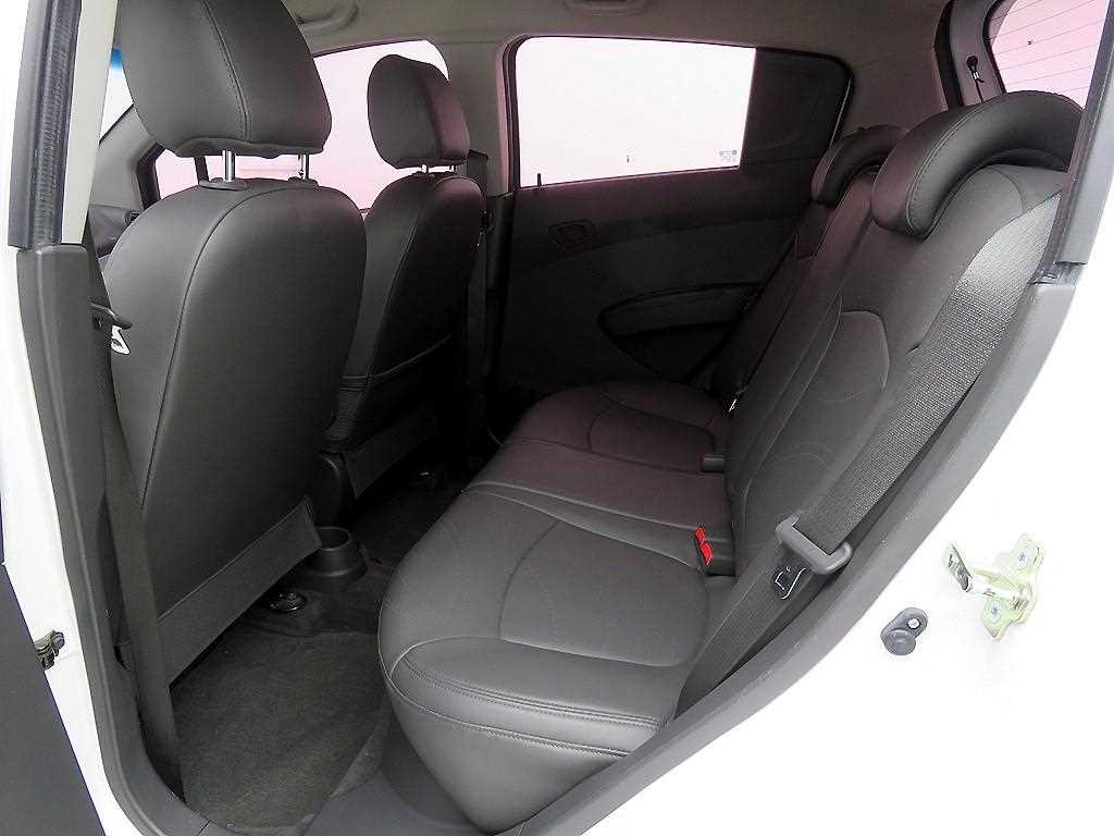 Chevrolet Spark - Vista 7