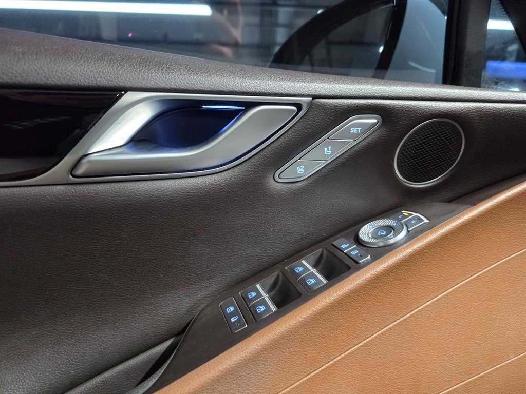 Genesis G80 - Vista 8