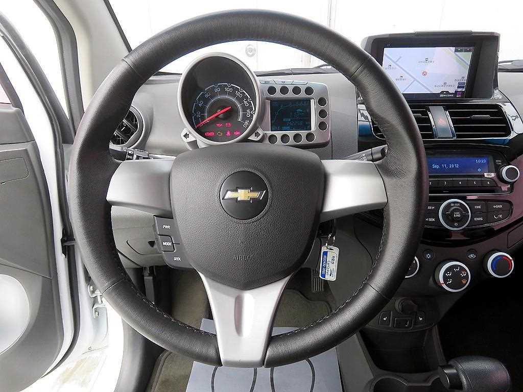 Chevrolet Spark - Vista 11