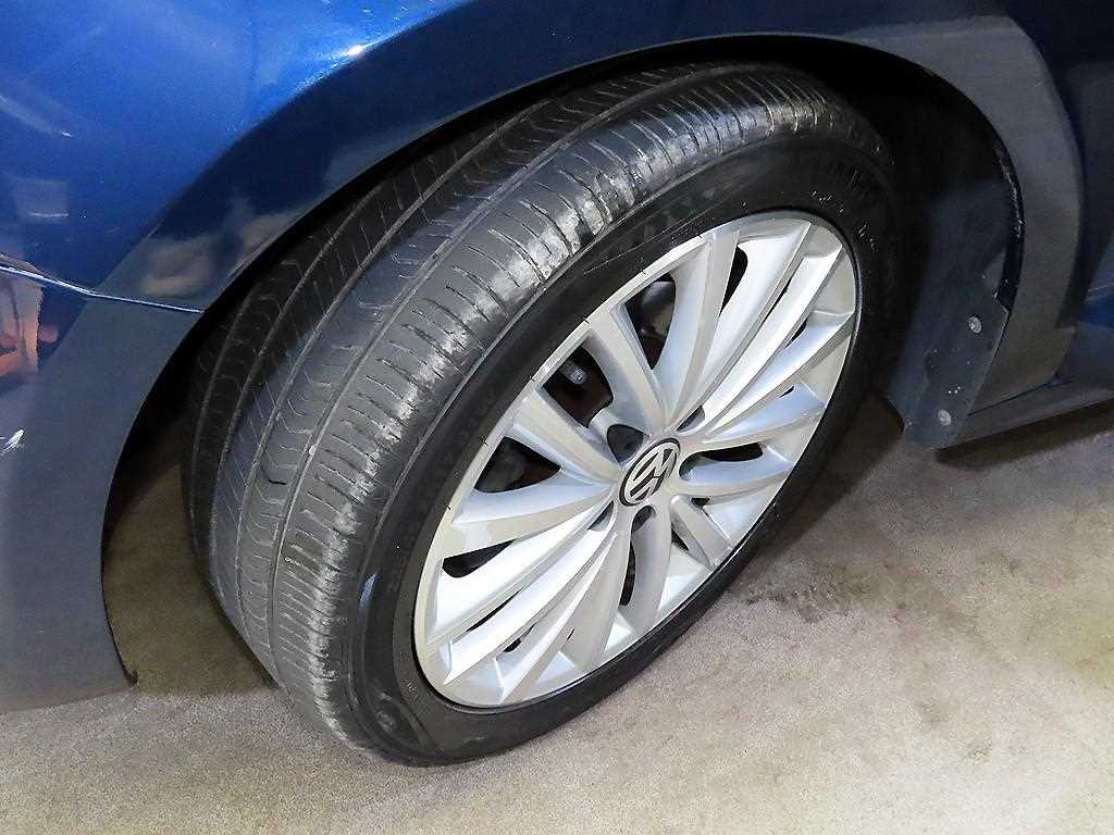 Volkswagen Jetta 2014 Azul - Importación desde Corea - HF Imports Iquique - Foto 18