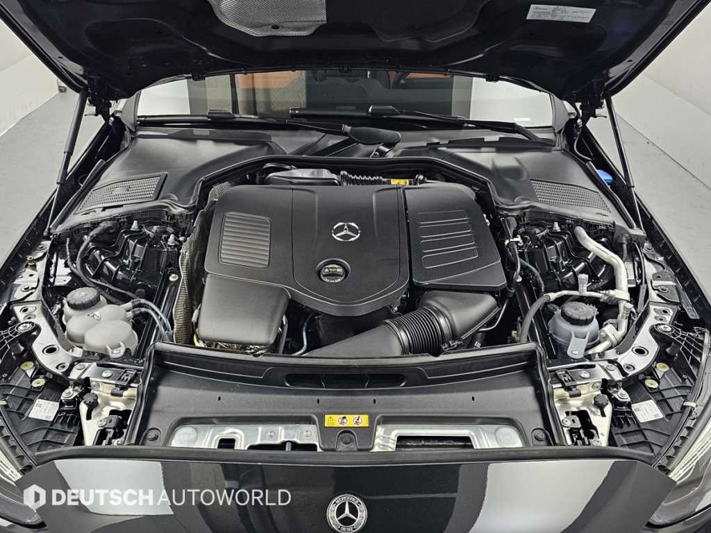 Mercedes Benz C Class - Vista 6