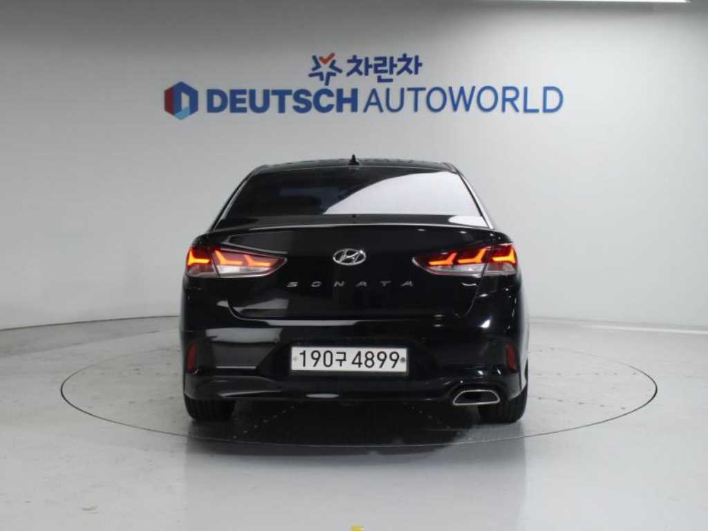 HYUNDAI Sonata - Vista 4