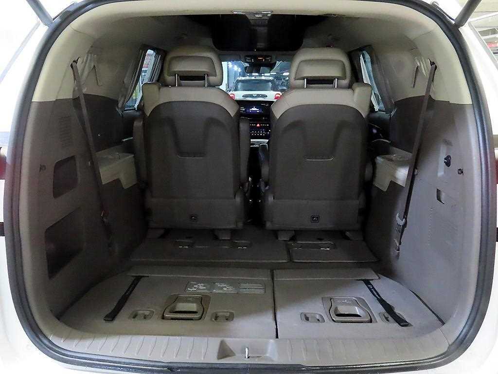 KIA Carnival 2022 Blanco - Importación desde Corea - HF Imports Iquique - Foto 16
