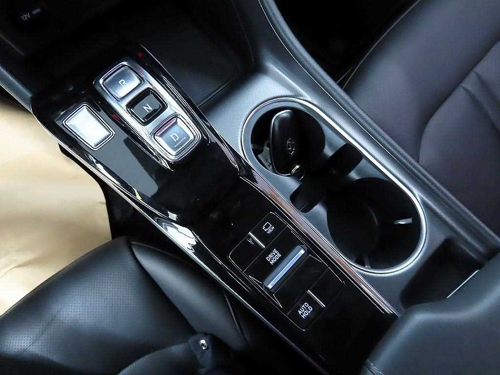 HYUNDAI Sonata - Vista 10