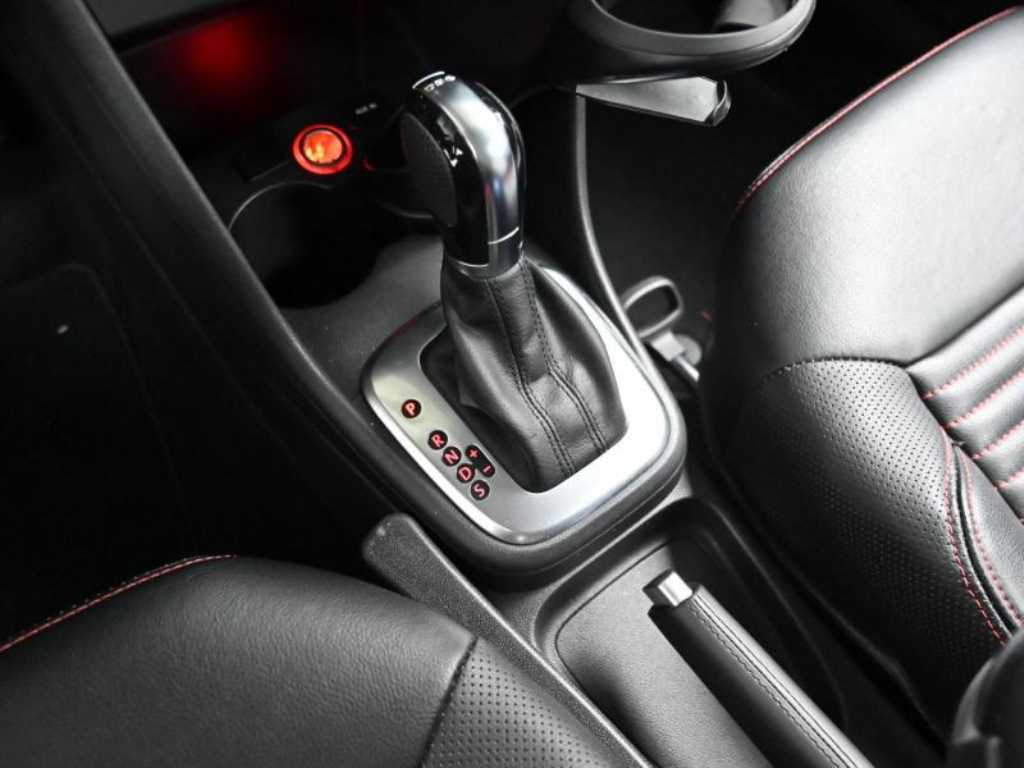 Volkswagen polo 2013 Plateado - Importación desde Corea - HF Imports Iquique - Foto 16