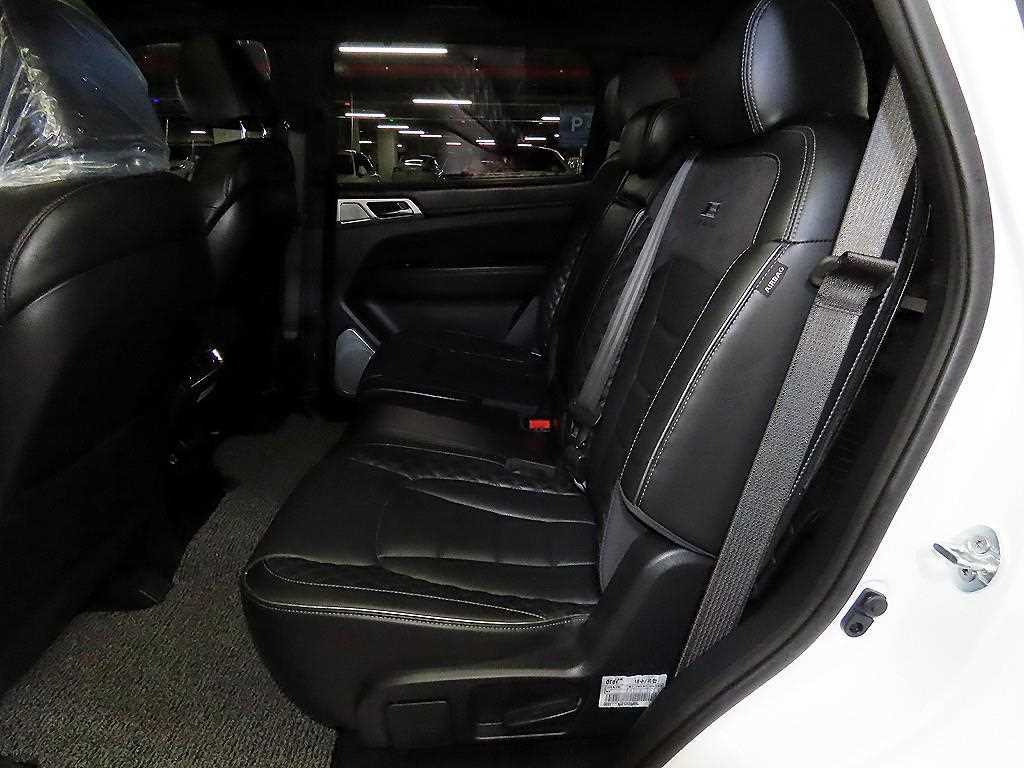 Ssangyong Rexton - Vista 7